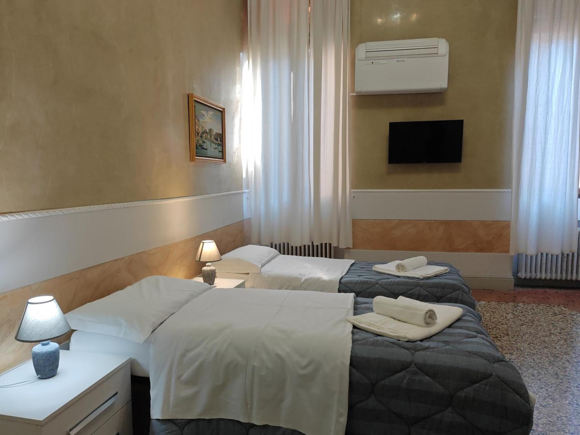Venice Tourist House Exterior foto